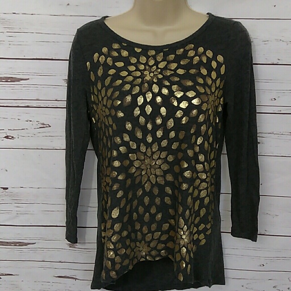 Lucky Brand/T shirt. Glod leaf front. Size XS - Picture 1 of 7